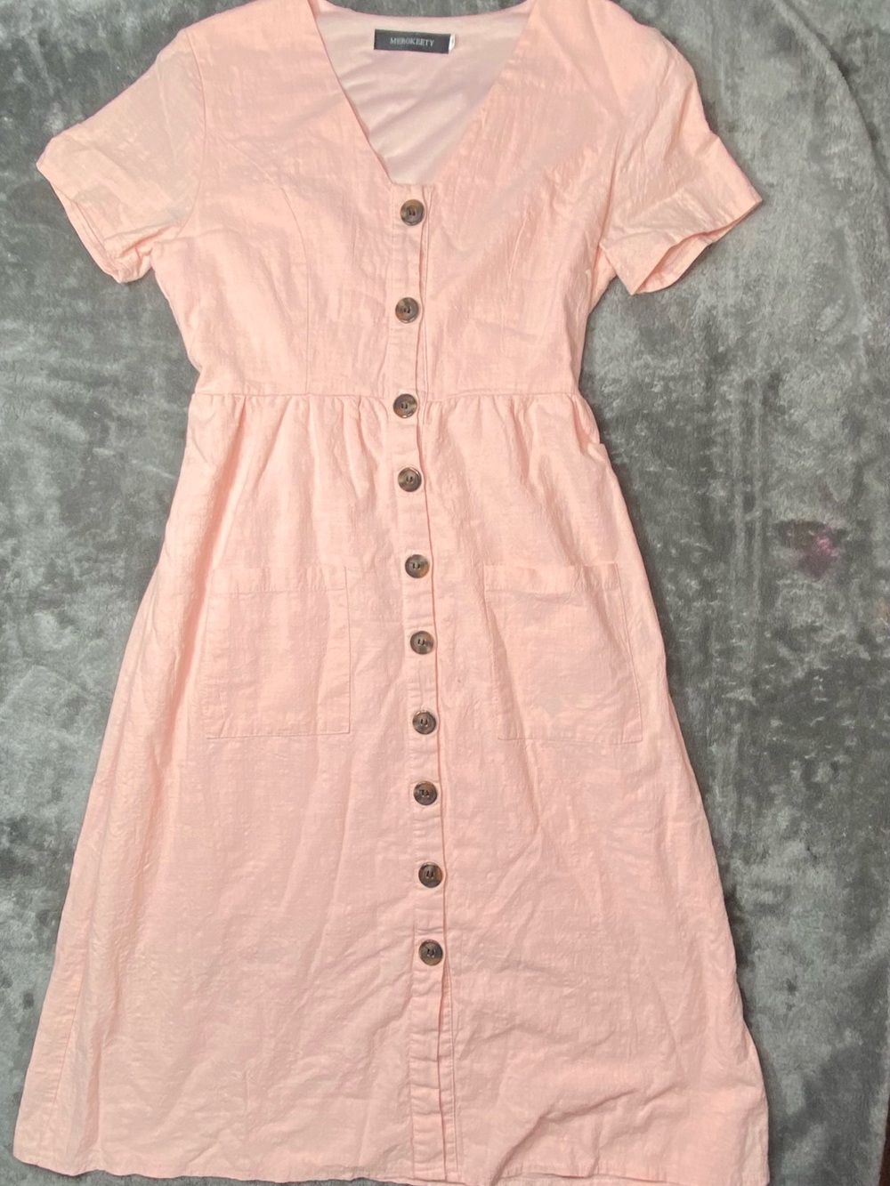 MEROKEETY Blush Pink Button-Front V-Neck midi dress